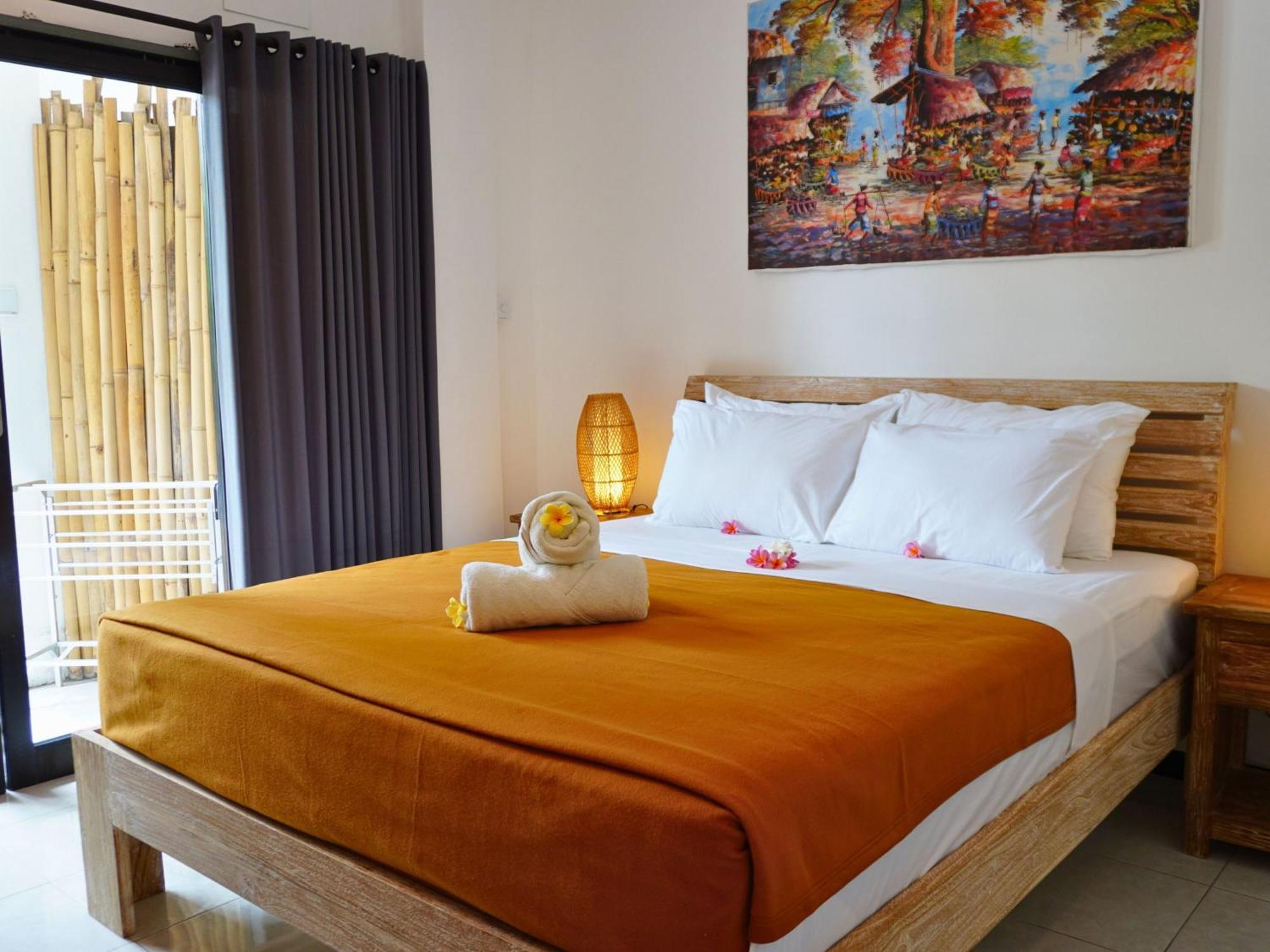 Summer Of Surf Hostel Uluwatu Ungasan  Bagian luar foto
