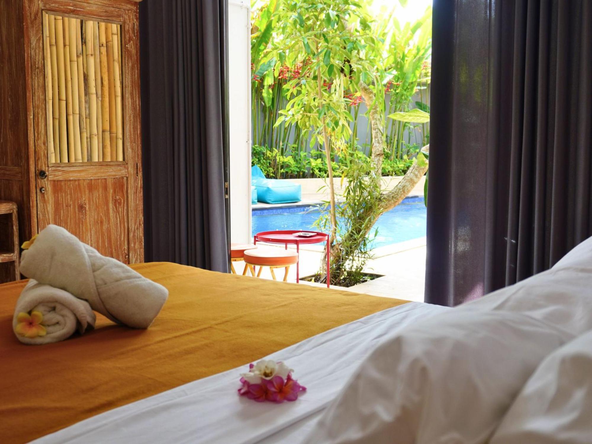 Summer Of Surf Hostel Uluwatu Ungasan  Bagian luar foto