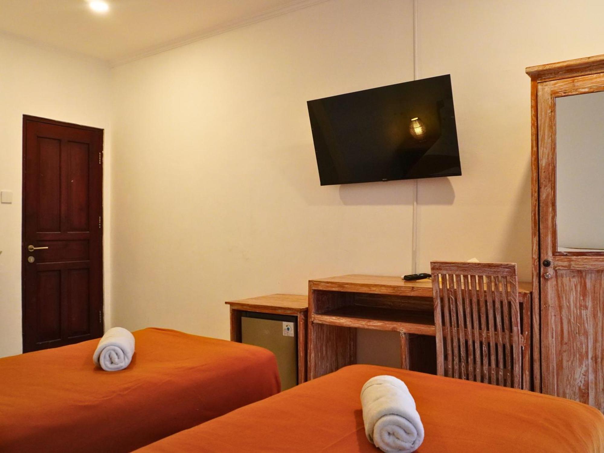 Summer Of Surf Hostel Uluwatu Ungasan  Bagian luar foto
