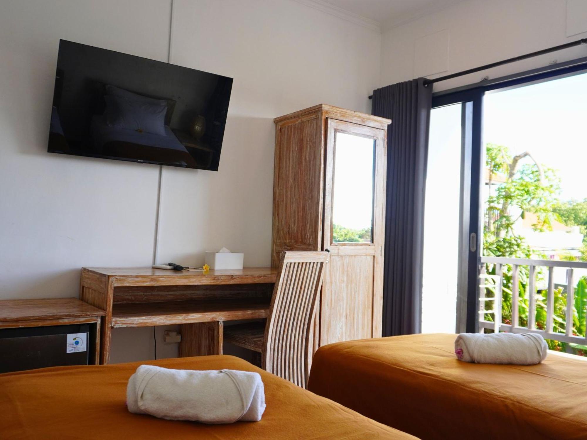 Summer Of Surf Hostel Uluwatu Ungasan  Bagian luar foto