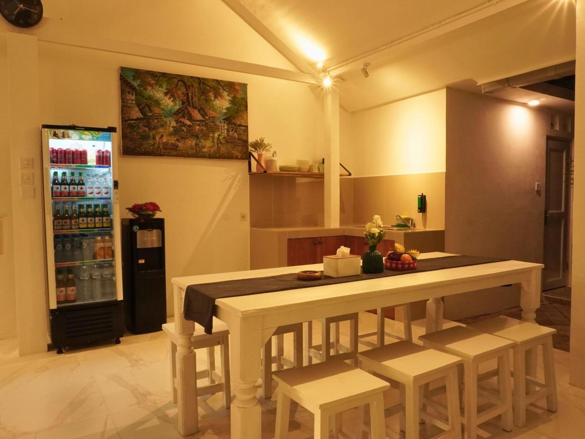 Summer Of Surf Hostel Uluwatu Ungasan  Bagian luar foto