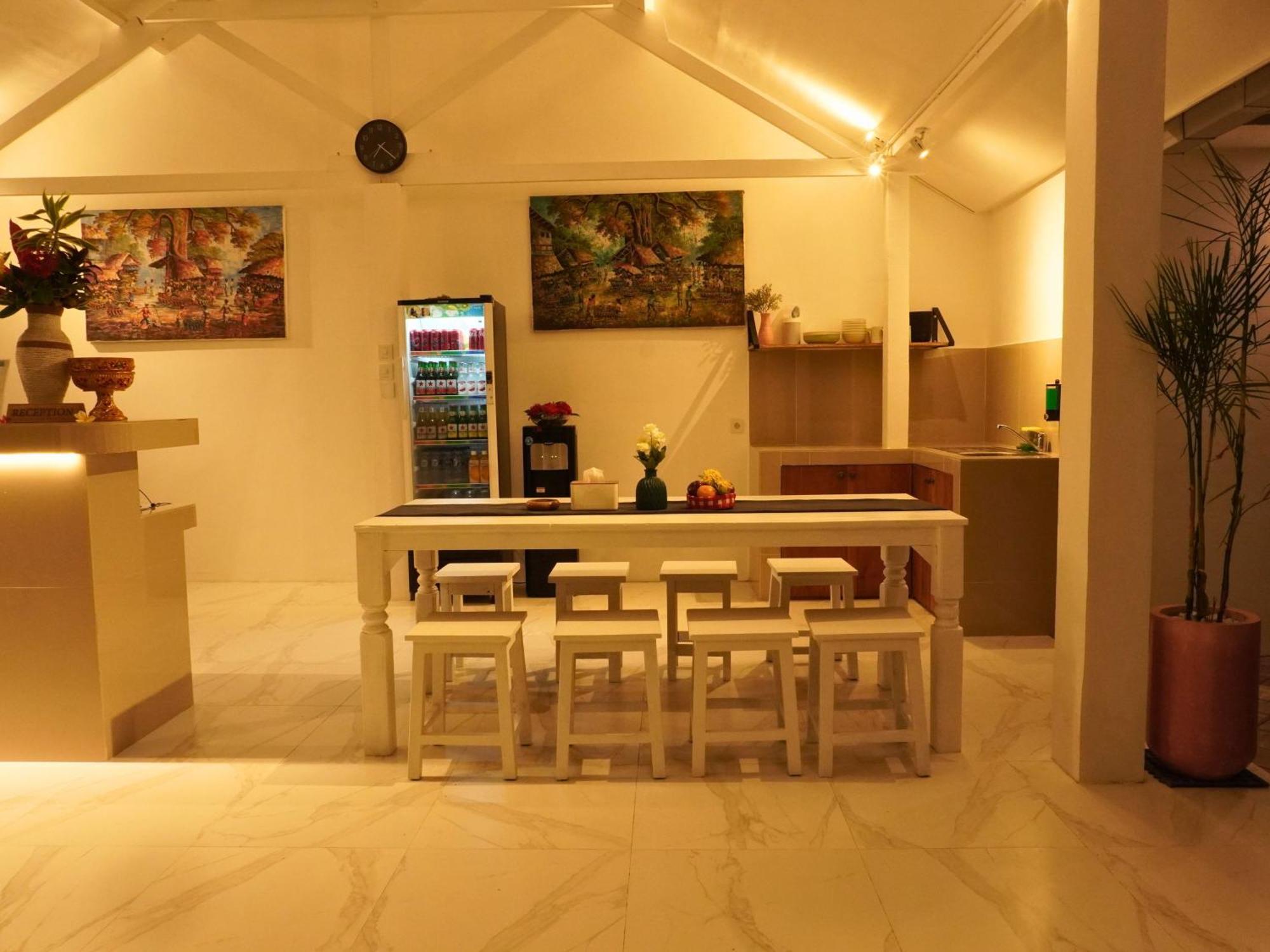 Summer Of Surf Hostel Uluwatu Ungasan  Bagian luar foto