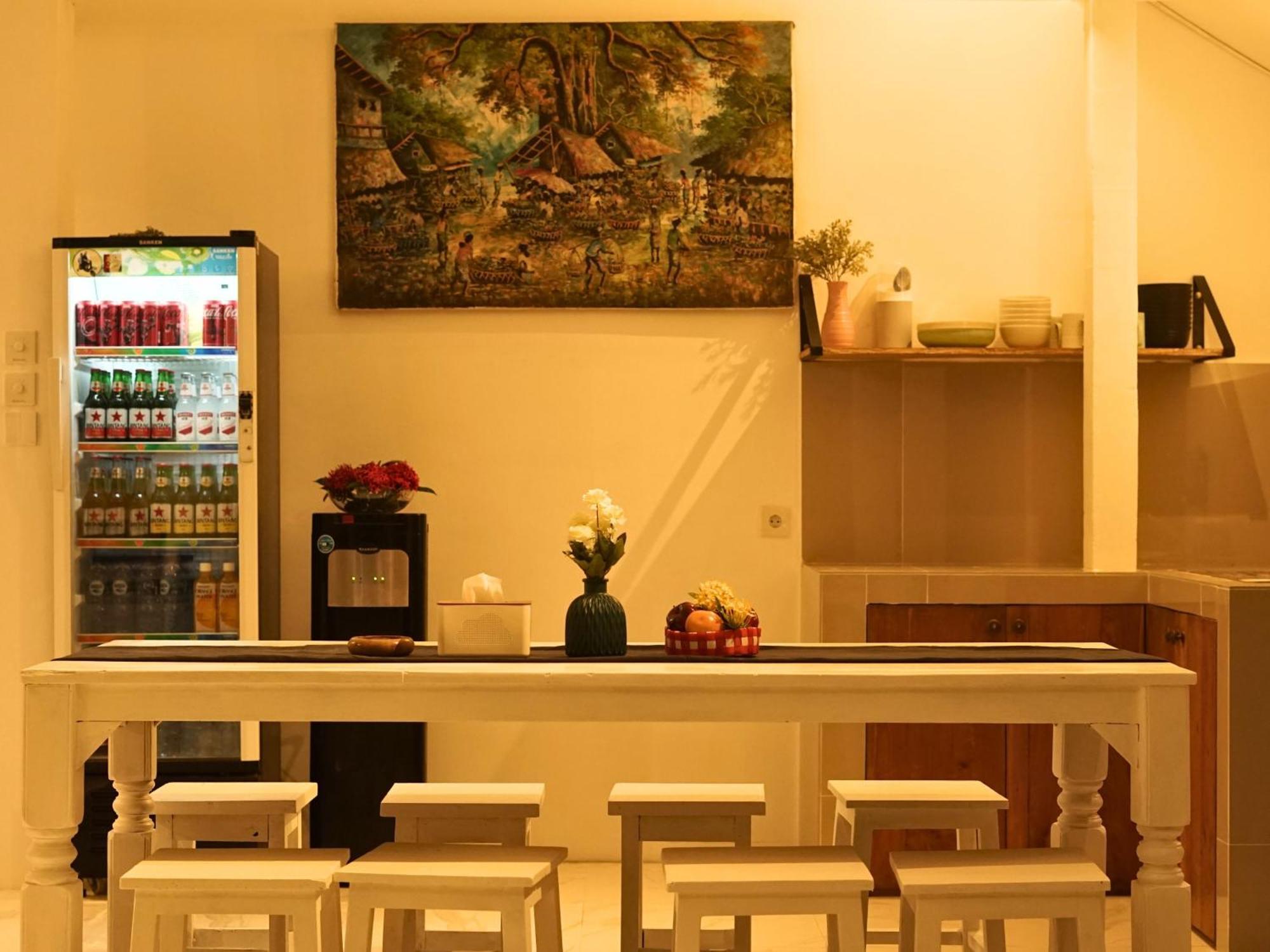 Summer Of Surf Hostel Uluwatu Ungasan  Bagian luar foto